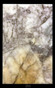 Dimensioni: 11,7 x 7,7 x 1,6 cm