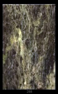Dimensioni: 11,7 x 7,7 x 1,8 cm