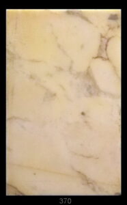 Dimensioni: 11,7 x 7,7 x 1,8 cm
